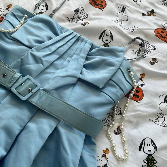 blue dress with pearls - Picture 2 of 4